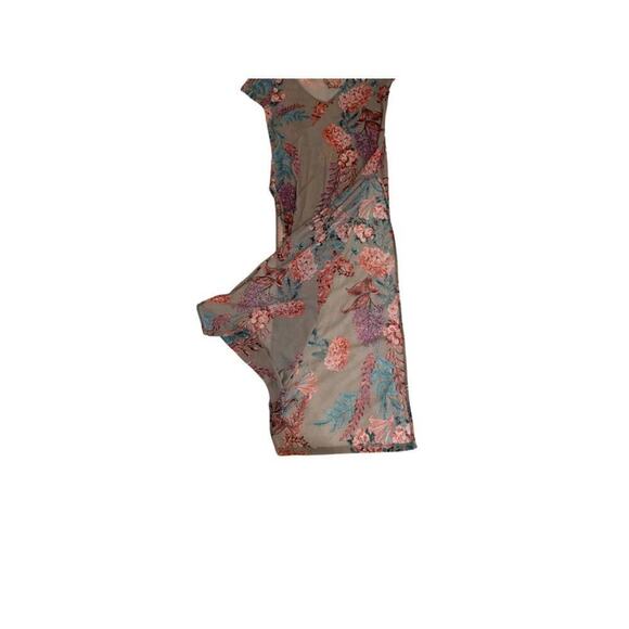 Fashion Nova Sheer Top with Side Splits EUC - Picture 5 of 8